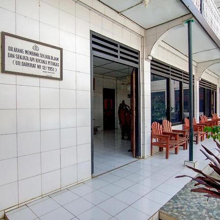 Oyo 2960 Wisma Bara Pagar Alam Pagaralam Buitenkant foto