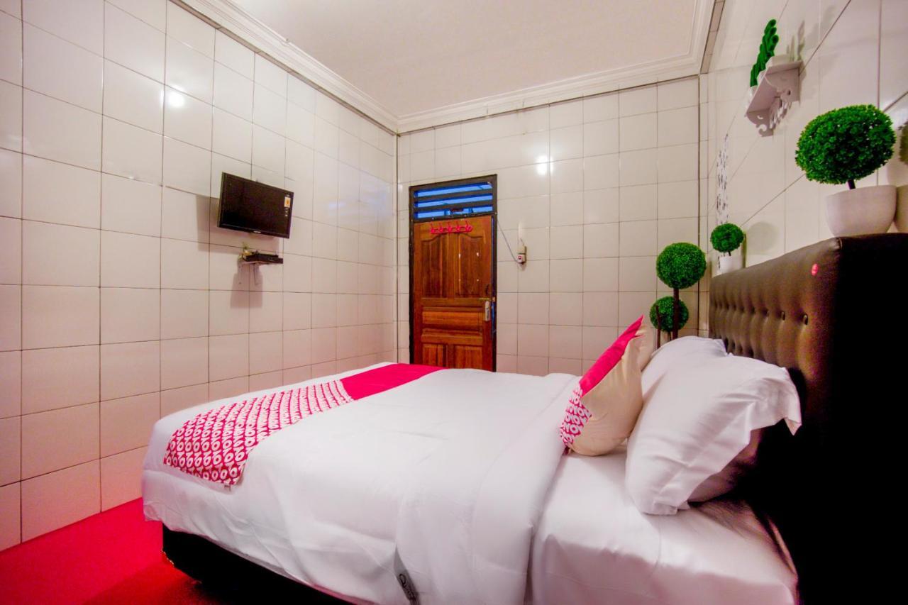 Oyo 2960 Wisma Bara Pagar Alam Pagaralam Buitenkant foto