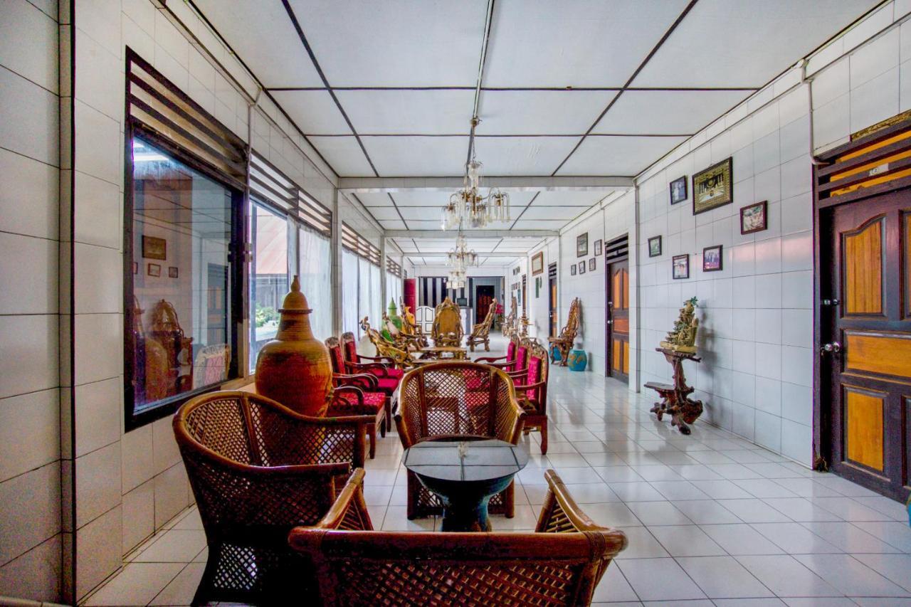 Oyo 2960 Wisma Bara Pagar Alam Pagaralam Buitenkant foto